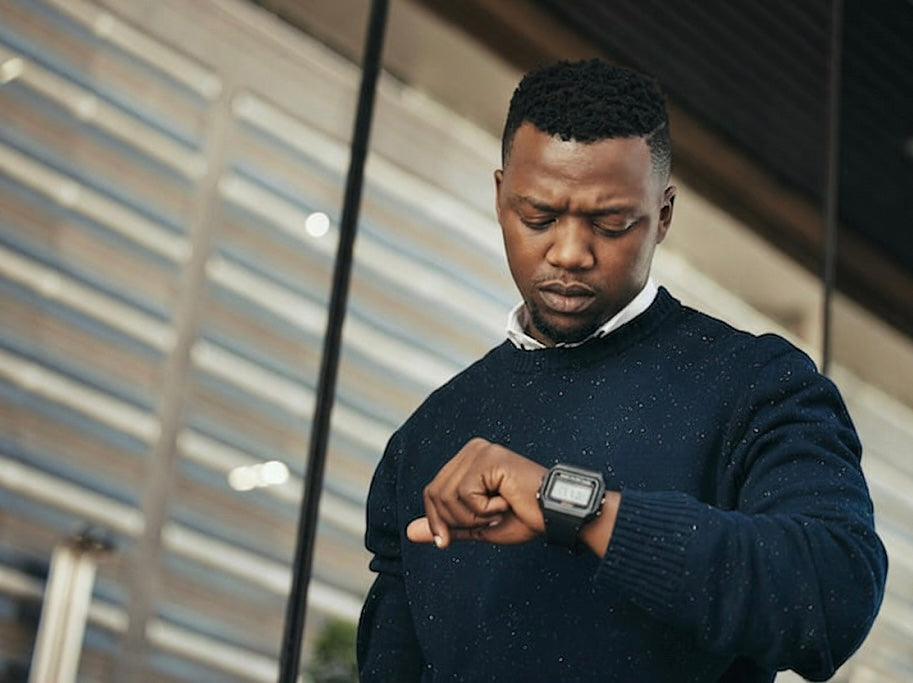 Comment les montres Casio Standard redéfinissent le luxe avec une élégance captivante