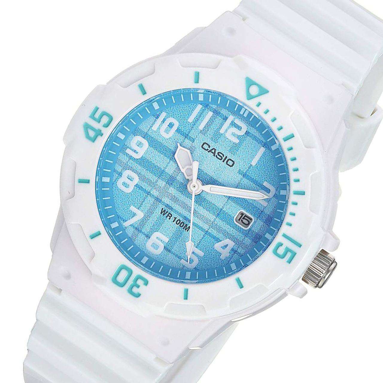 Montre Casio pour femme analogique en résine LRW-200H-2CVDF