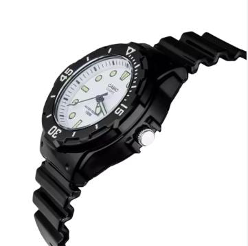 Montre analogique Casio La boîte à diamants LRW-200H-7E1VDF